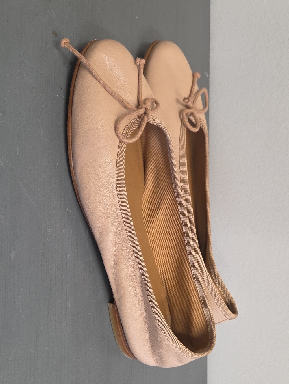 Margaux The Fonteyn Leather Ballet Flats in Soft Beige Hue EU 39, USA 8.5-9